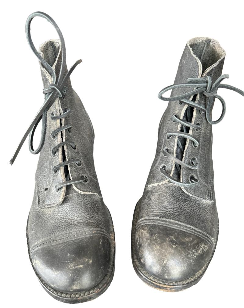 British Black Leather Ammo Boots 1945 Sized 7 - Nice Used Condition