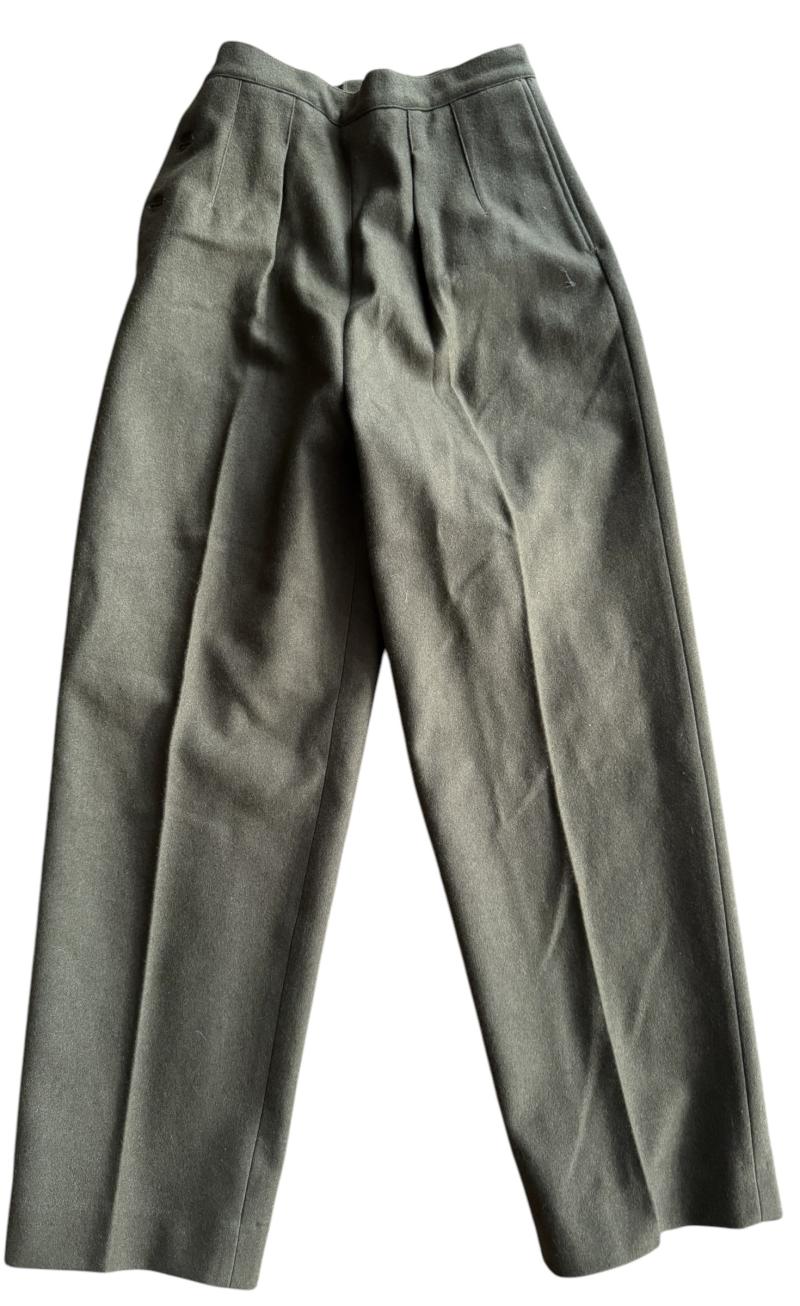 U.S. Women's Army Corps (WAC) M1943 Wool Liner For Trousers 1945 - Mint Condition