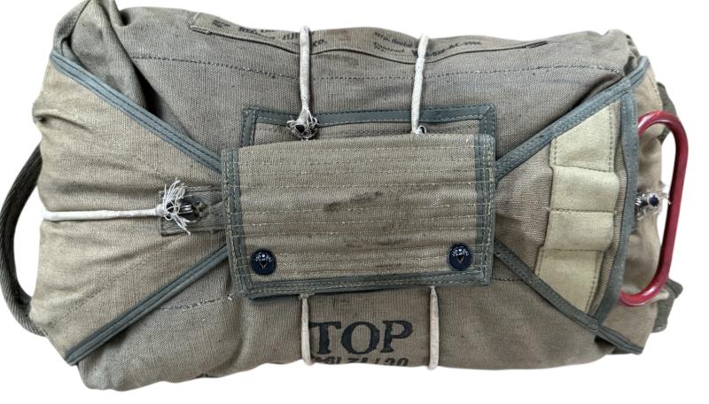 U.S. (Airborne) T-5 Parachute Chestpack October 1944 - Near Mint Condition