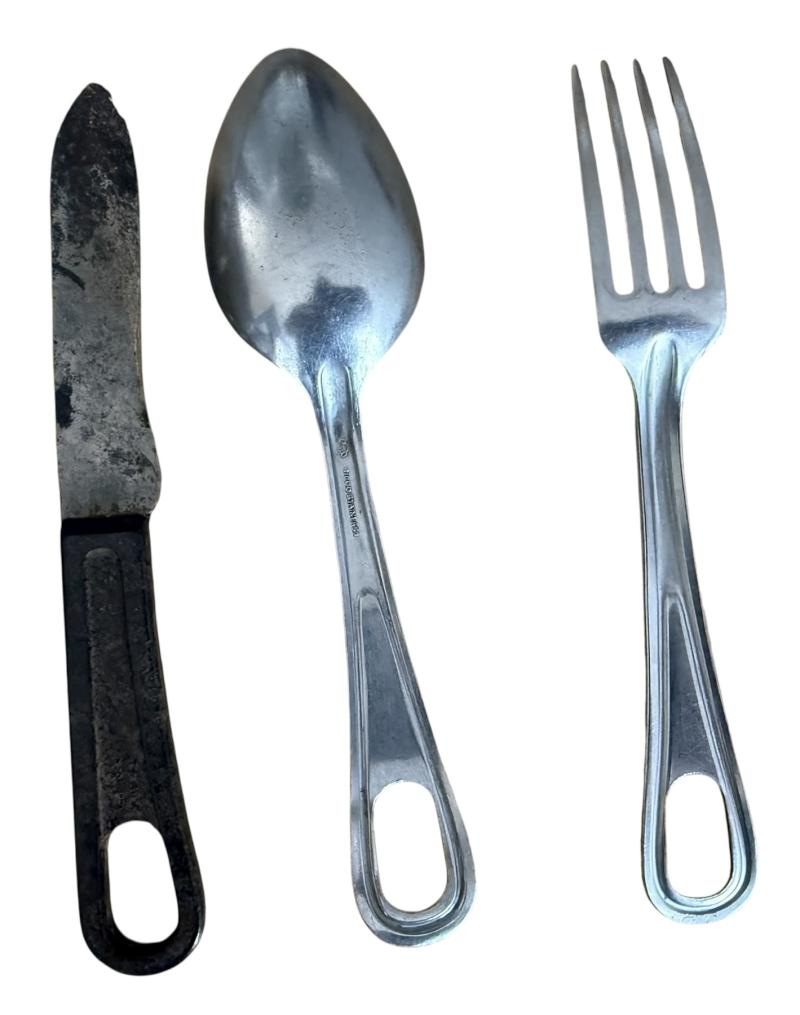 U.S. Mess Tin (1944) And Cutlery - Nice Used Condition