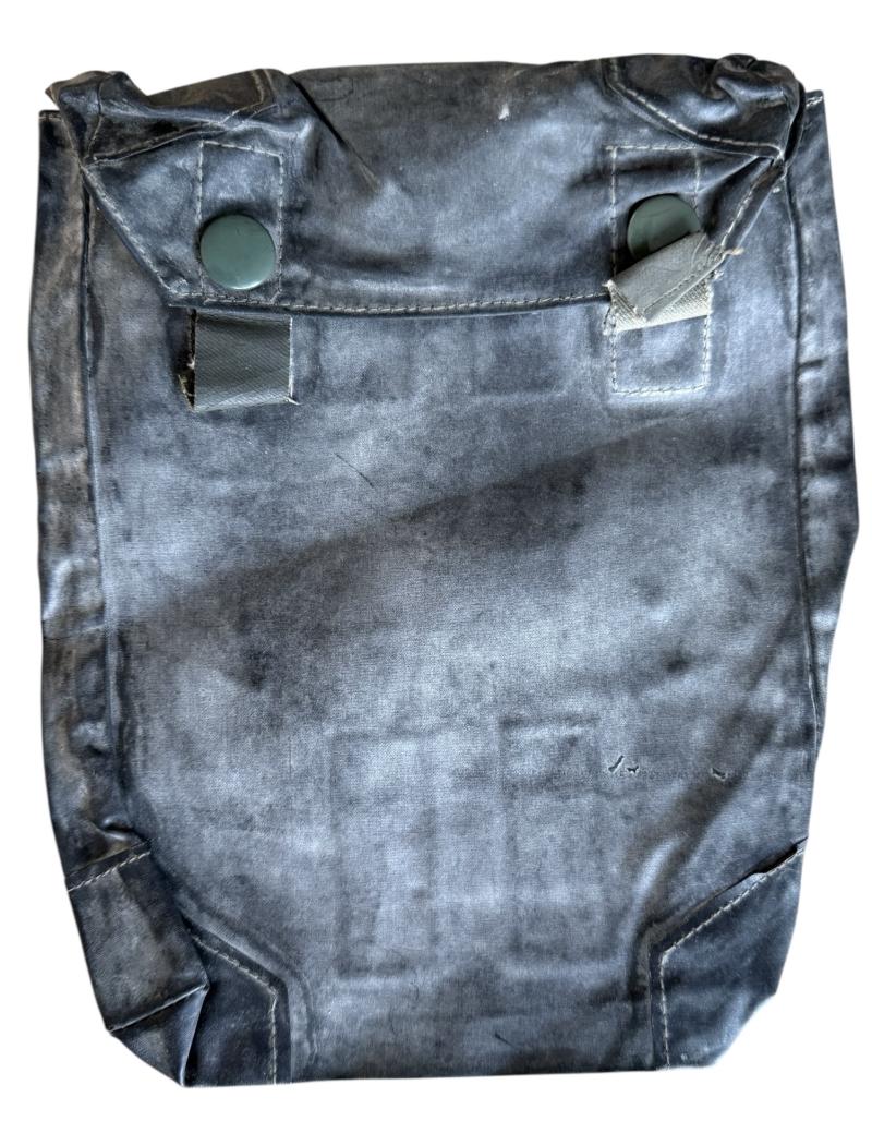 WH (Heer) Rubberized Gascape Pouch 1940 - Nice Used Condition