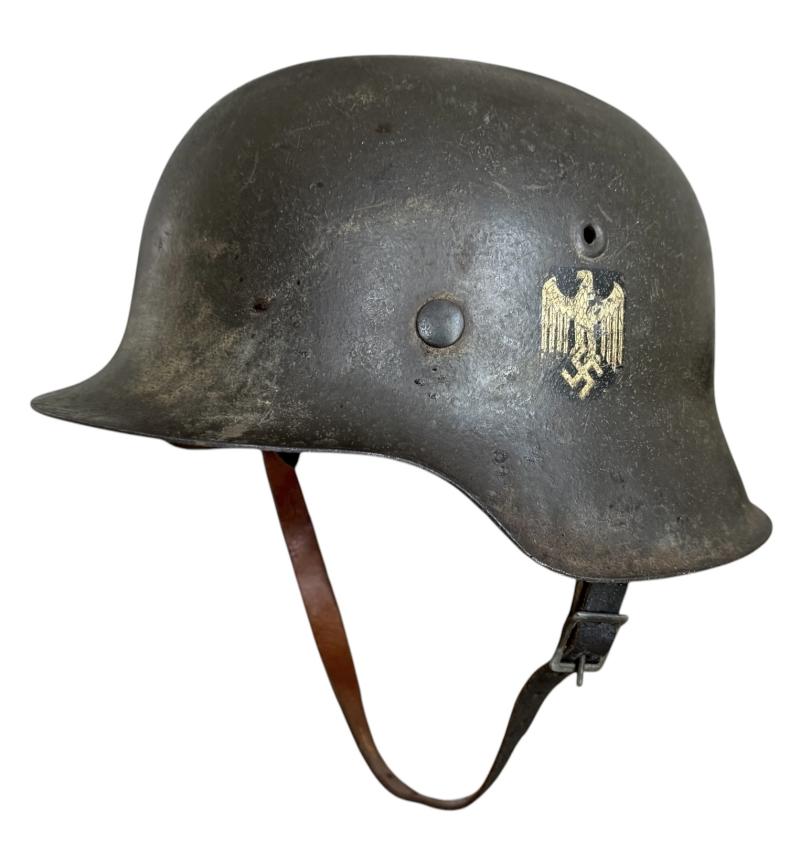 WH (Heer) M42 Single Decal Combat Helmet - Nice Used Condition