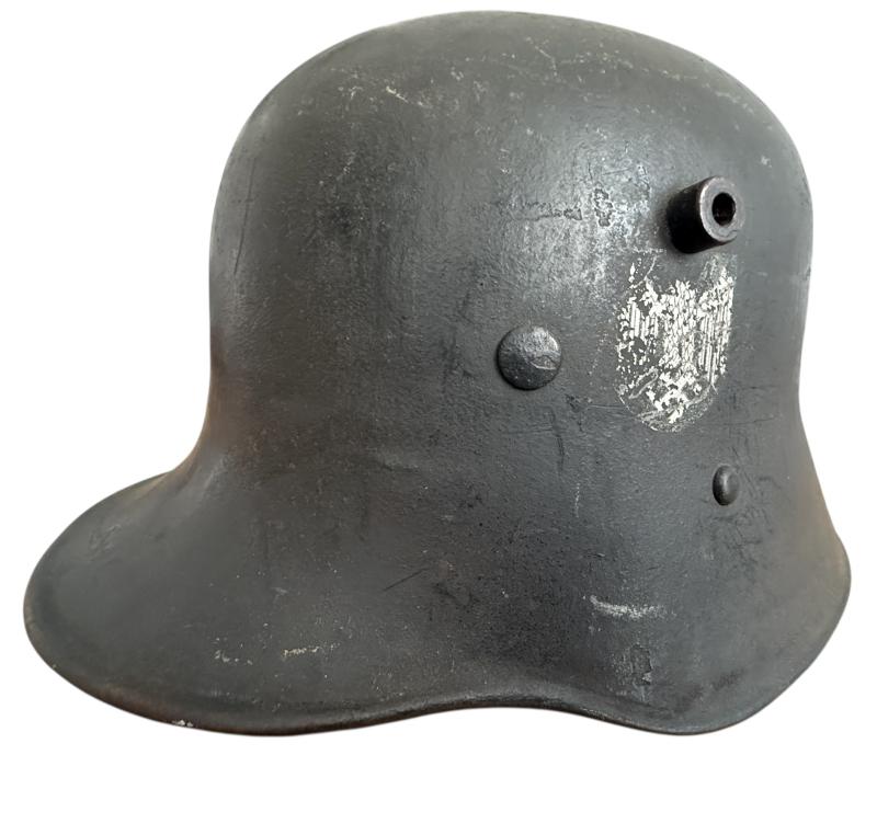 WH (HEER) M17 Helmet - Nice Used Condition