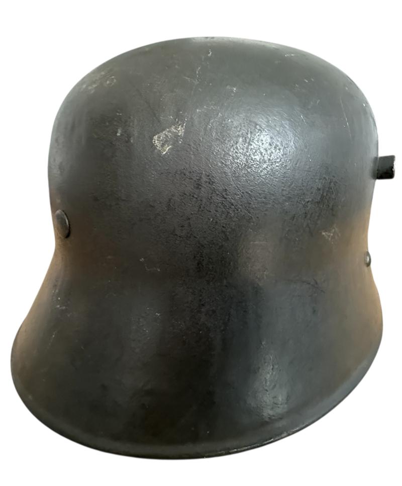 WH (HEER) M17 Helmet - Nice Used Condition