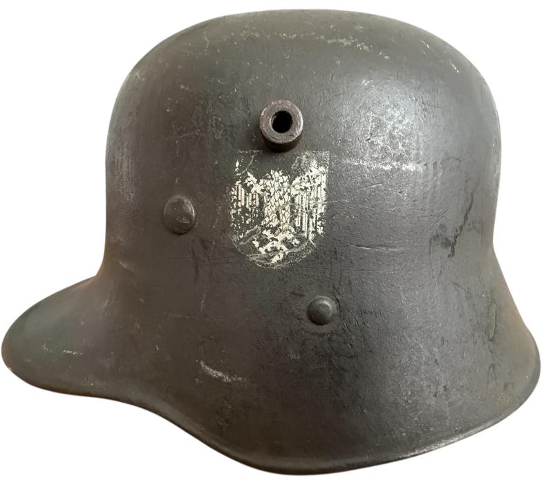 WH (HEER) M17 Helmet - Nice Used Condition