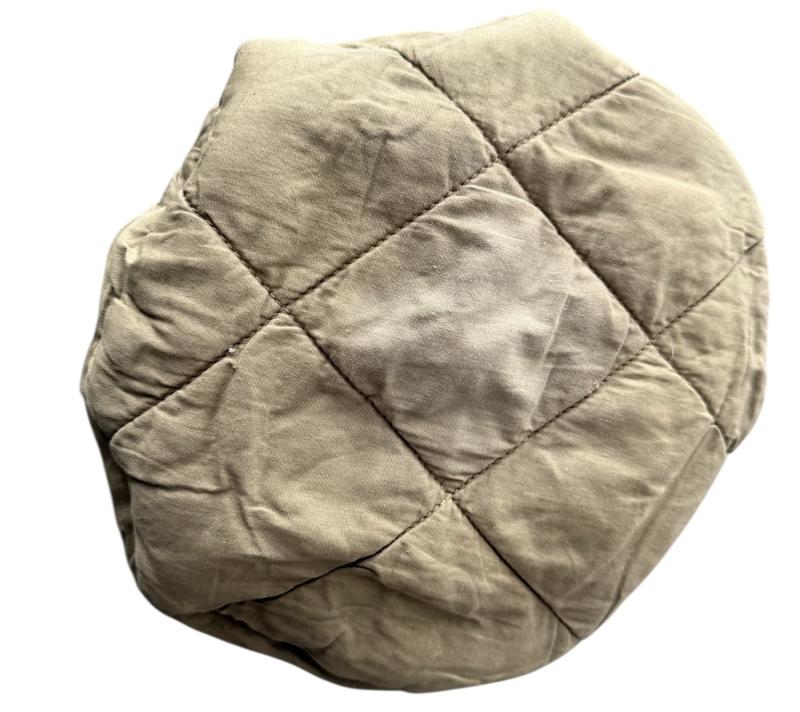 British Khaki Beret Lincolshire Regiment Badged With Black Backing  - Nice Used Condition