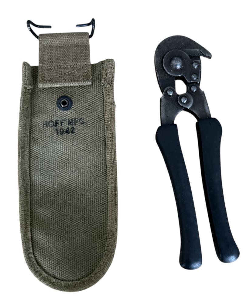 U.S. M1938 Wire Cutters And Carrier 1942 - Nice Used Condition