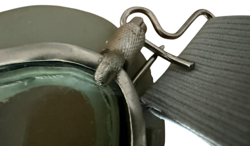 U.S. Air Force AN6530 Flying Goggles In Original Box - Unissued Condition