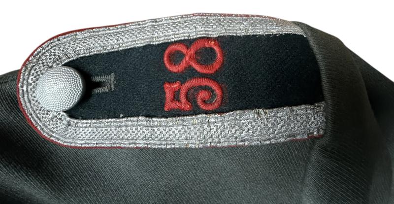 WH (Heer) Artillery M35 Dress Tunic (Wehrmacht Parade-Waffenrock) - Mint Condition