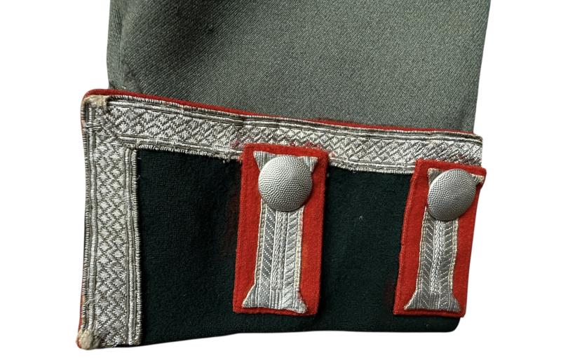 WH (Heer) Artillery M35 Dress Tunic (Wehrmacht Parade-Waffenrock) - Mint Condition