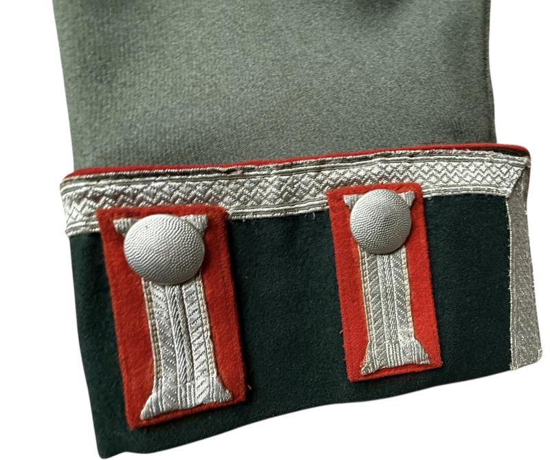 WH (Heer) Artillery M35 Dress Tunic (Wehrmacht Parade-Waffenrock) - Mint Condition