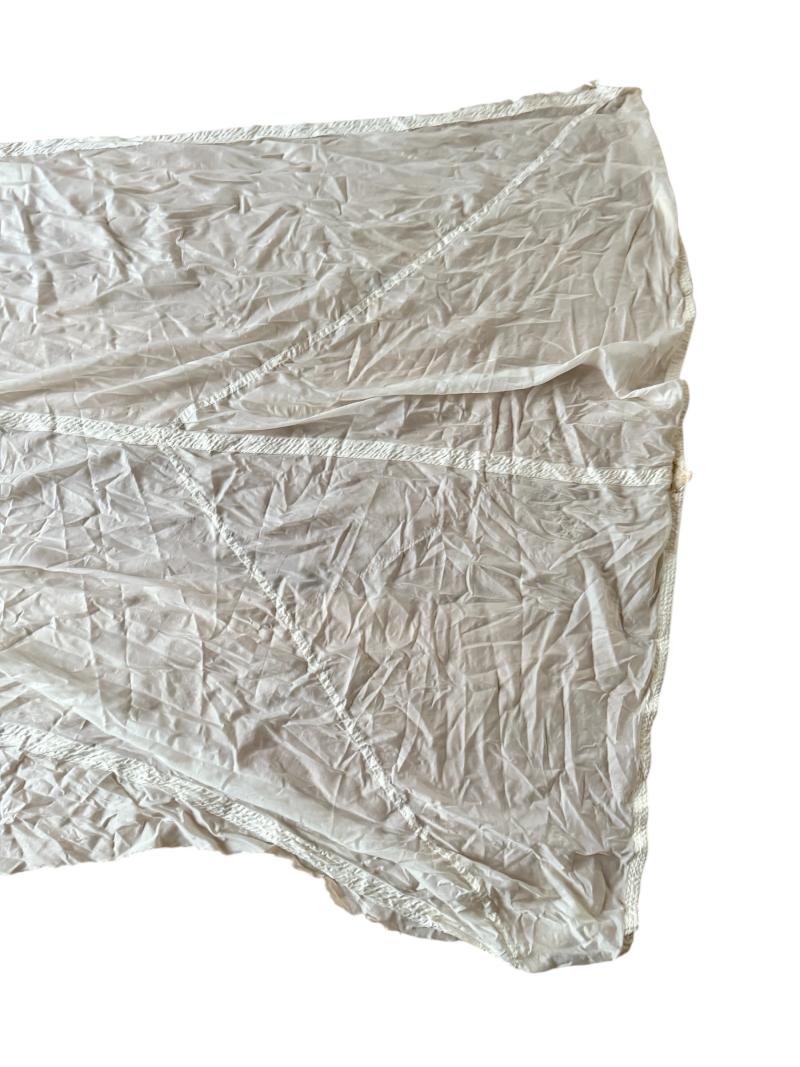 U.S. Airborne Parachute Piece White Reserve Chestpack -