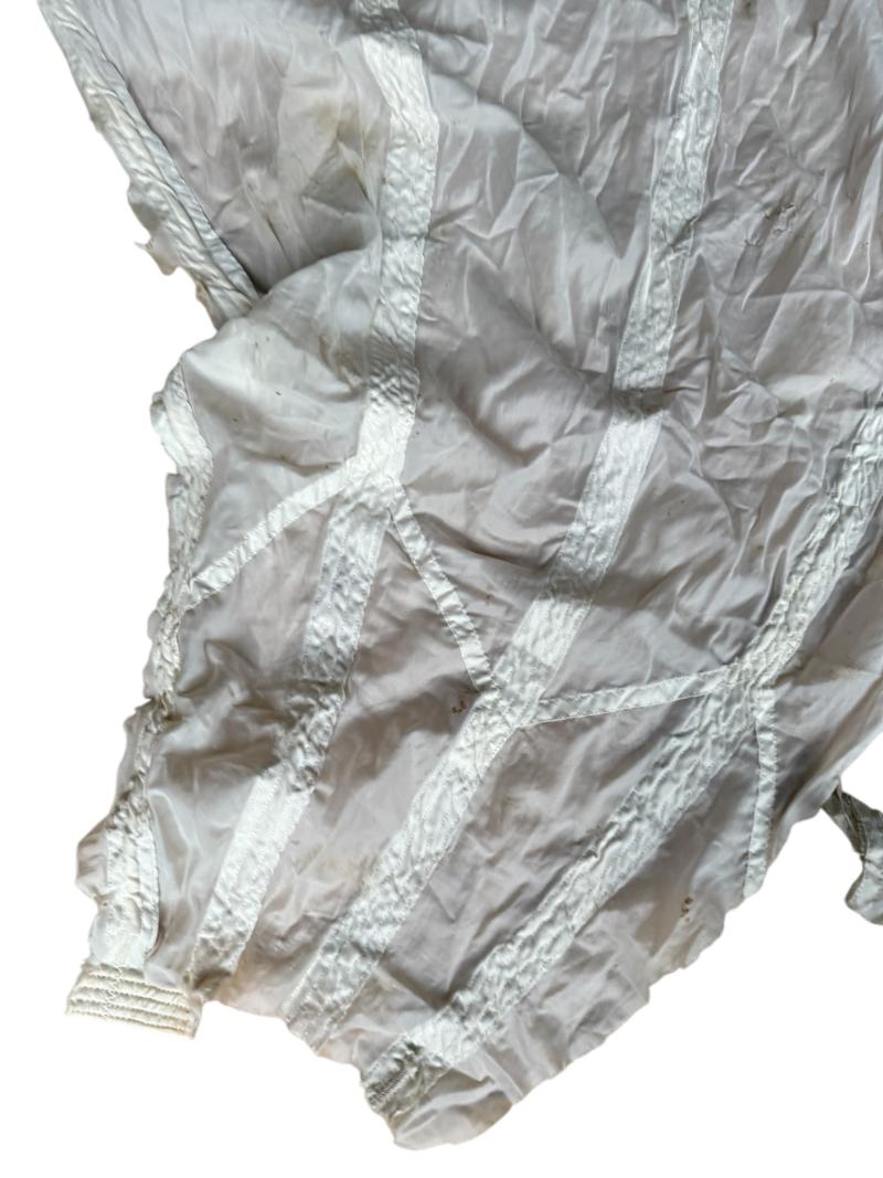 U.S. Airborne Parachute Piece White Reserve Chestpack -