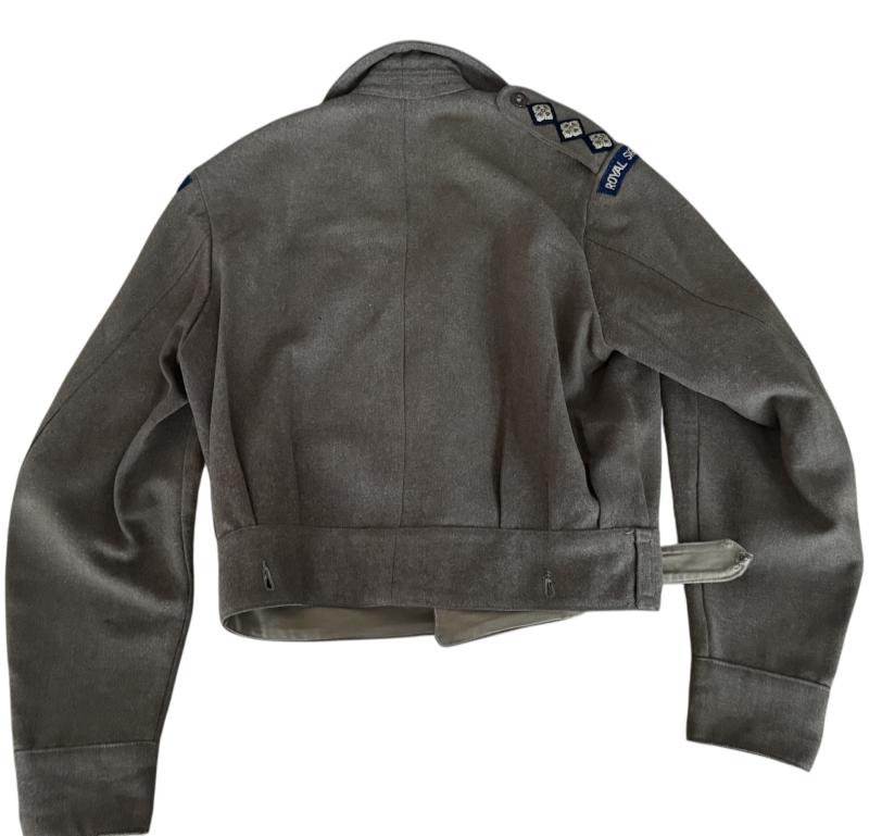 British Officers Battle Dress Mounted To A Royal Signals Captain - Nice Used Condition