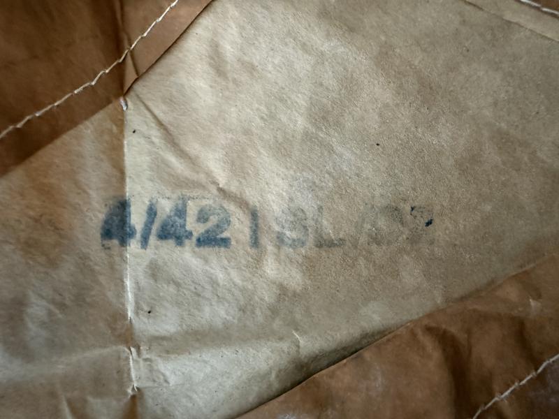 British and U.S. Gas Detection Armband i.e. Brassard 4-1942 - Unissued Condition