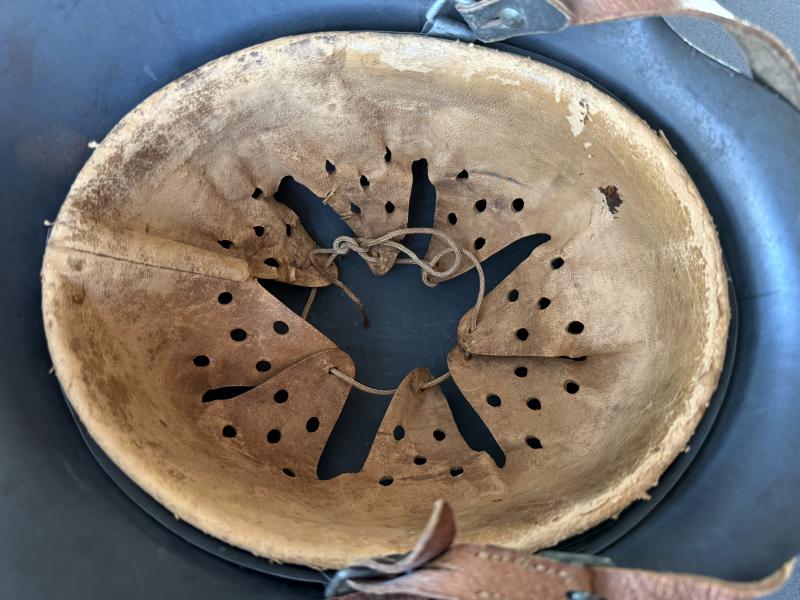 WH (Luftwaffe) Single Decal M42 Combat Helmet - Nice Used Condition