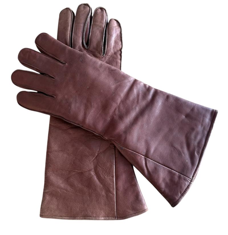 British Royal Air Force / GliderPilot Type D Gauntlets - Nice Used Condition