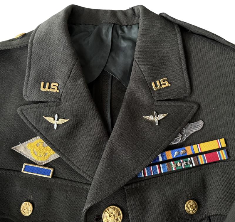 U.S. Eight Air Force Navigator Officers grouping 1st luitenant Harry .S.Row- Original Mounted