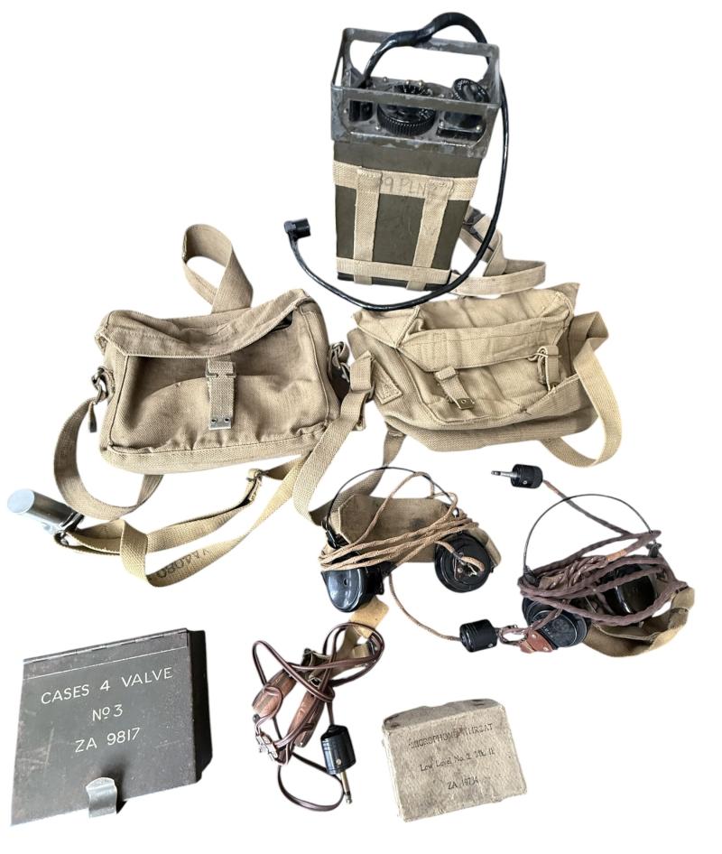 British (Airborne) Wireless 38 Set Complete With Accessoires - Nice Used Condition