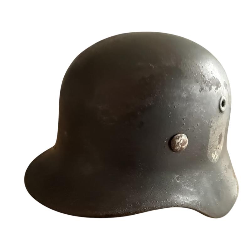 WH (Heer) M35 Single Decal Helmet - Nice Used Condition