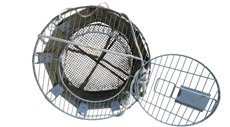 Original U.S. WWII Airborne Parachute Pigeon Cage Drop Cage Basket