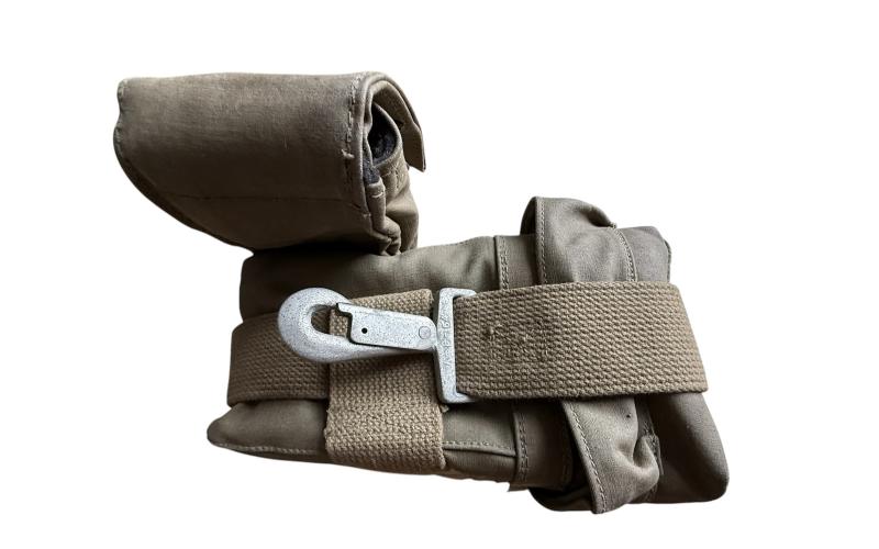 U.S Airborne And SOE Bacon Transmitter-Receiver AN/PPN-1 Canvas Carring Bag 1944 Nice -Used Condition