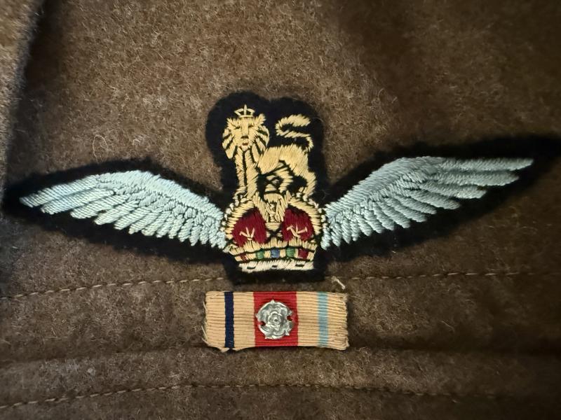 British 1940 Pattern Battle Dress Badged To Glider Pilot - Nice Used Condition
