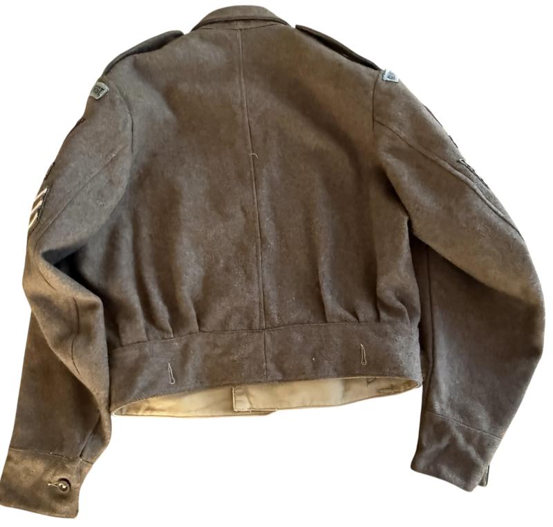 British 1940 Pattern Battle Dress Badged To Glider Pilot - Nice Used Condition