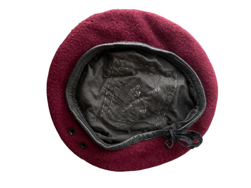 British (Airborne) Red Beret 1942 Kangol Wear Limited With Parachutisten Wing - Nice Used Condition