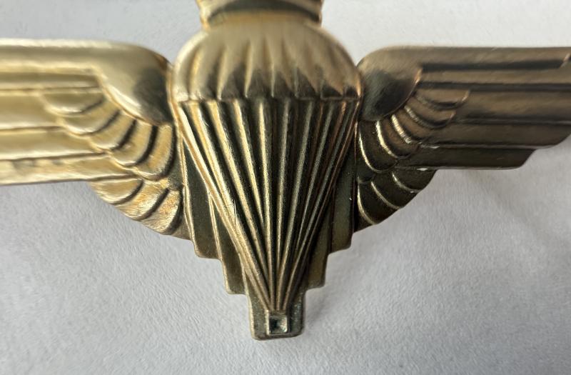 British (Airborne) Red Beret 1942 Kangol Wear Limited With Parachutisten Wing - Nice Used Condition