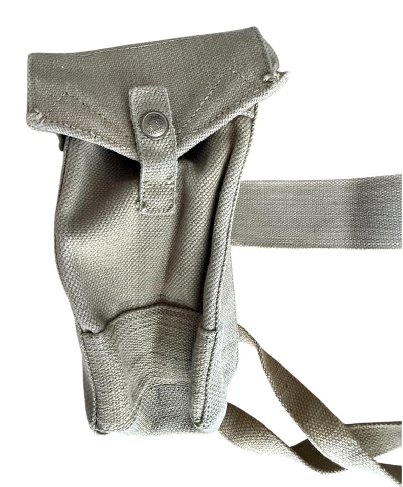 1937 Pattern Webbing Bren Gun Pouches MeCo 1942 - Near Mint Condition