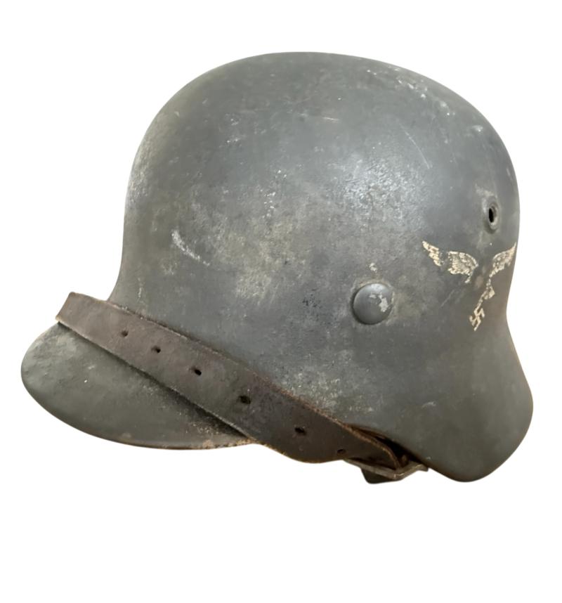 WH (LW) Single Decal M40 Combat Helmet - Nice Used Condition