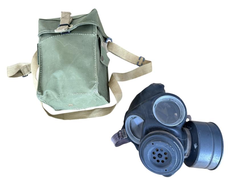 British Airborne Lightweight Gasmask - Unussued Condition