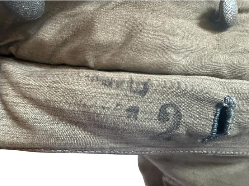 WH (HEER) Reversible Gray/White Winter Parka - Nice Used Condition